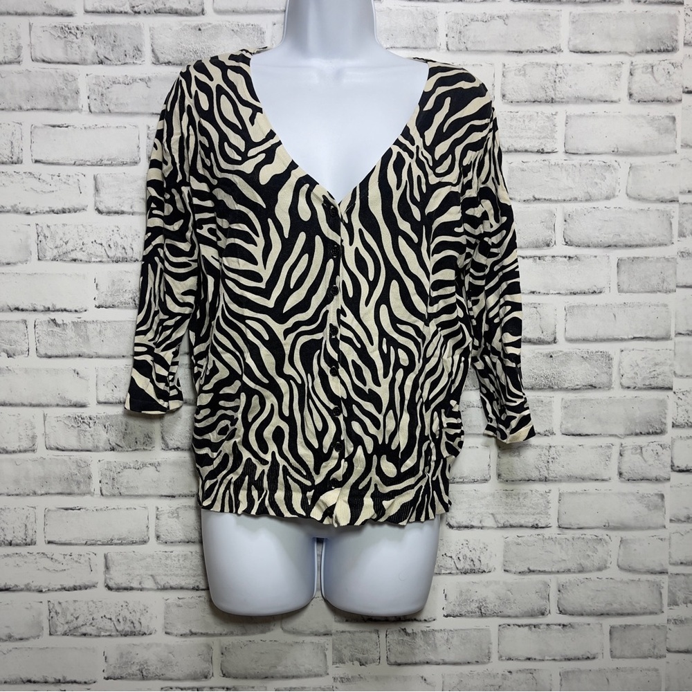 Josephine Chaus Silk Blend Animal Print Button Up Cardigan Small